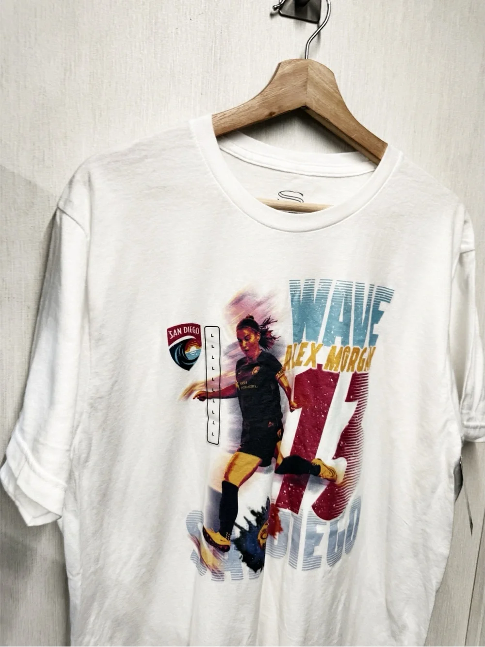NWT San Diego Wave FC Alex Morgan Graphic Unisex Action Tee White, Size Large
